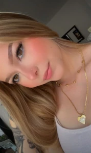 Ashley_madison18 she loves to pleasure herself but gets bored of doing part 37