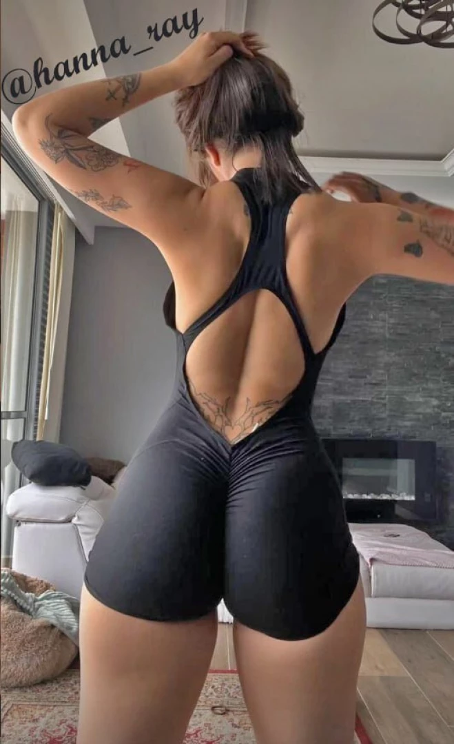 Hanna_ray little tattooed woman with a spectacular ass and a beautiful part 132 