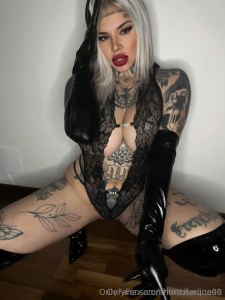 Follow my hottie luuciferiina99 have you ever tried a nasty italian part 2