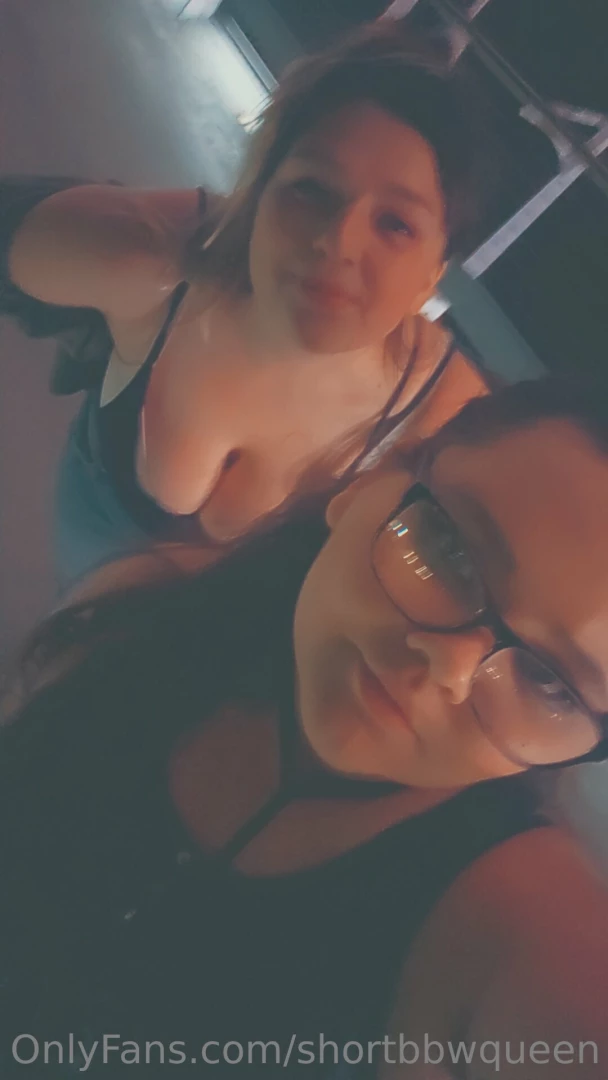 Night walk with goddessvannah 