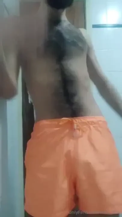 Time to shower hora do banho 