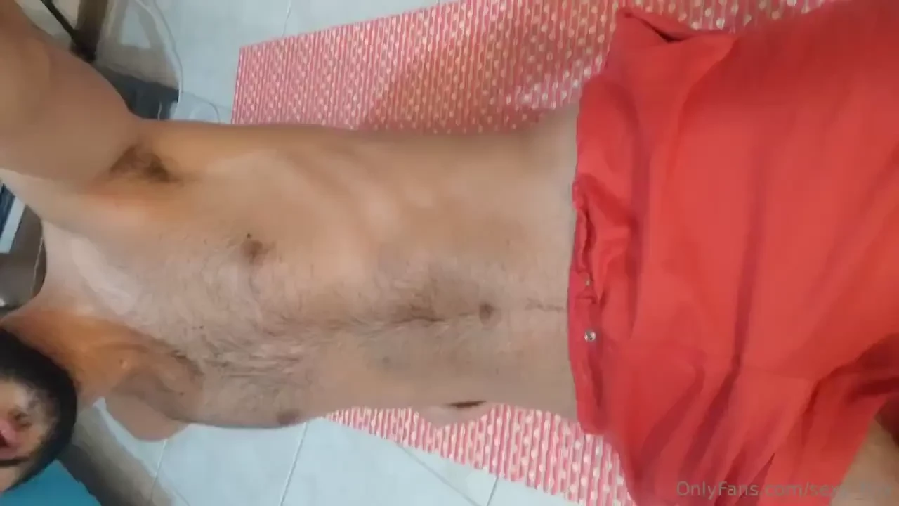 Tip me if you wanna get real sweaty with me manda gorjeta se vc quiser 