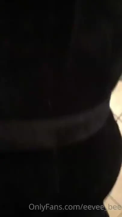 I love sniffing butt 