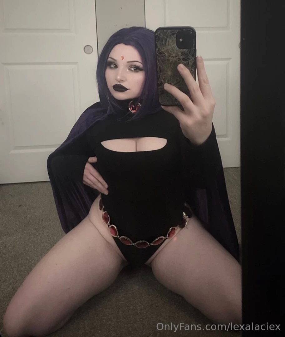 This raven cosplay is the cutest ask me about my menu part 1 