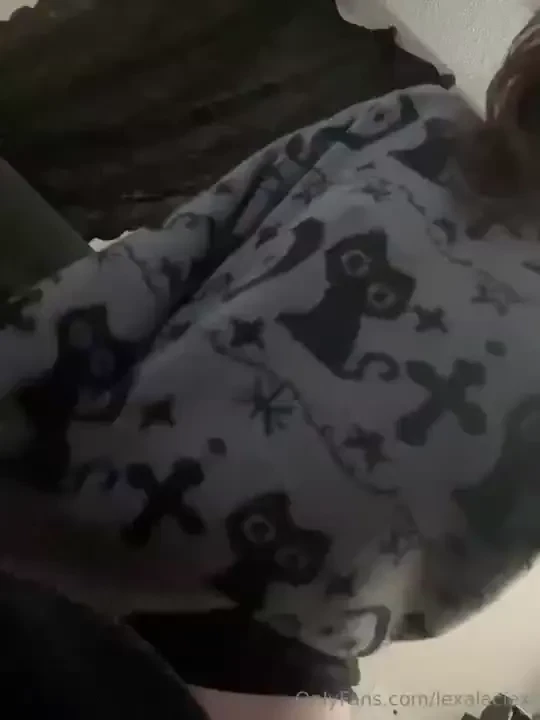 Subscribe to my vip see the full titty drop onlyfans com lexalacie 