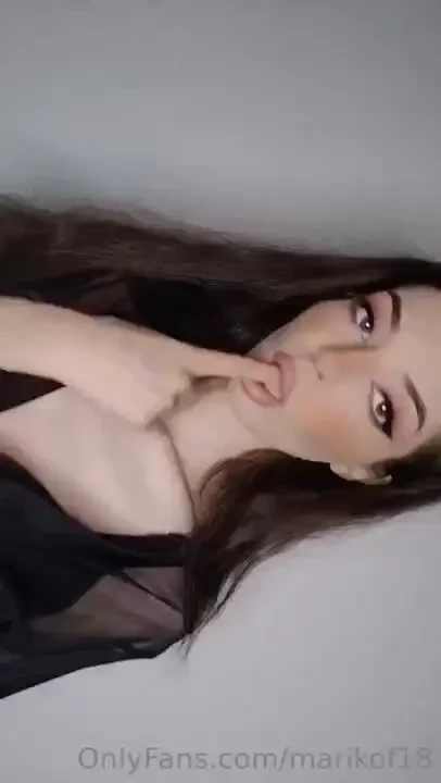 Qualcuno era tra le mie gambe 