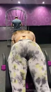 Bae s favorite view at the gym