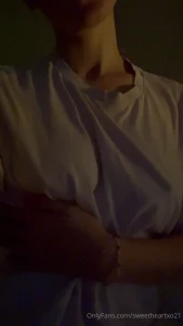 I don t know why but hot summer days always leave me horny in the