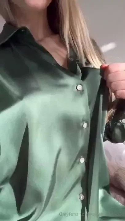 Let s open 22 together i just looveee the feeling of something silky 