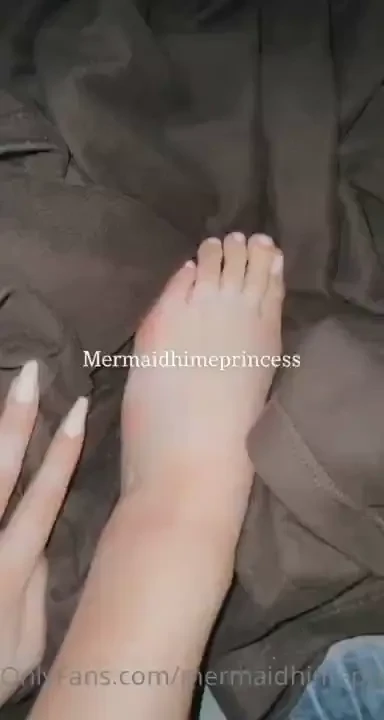 For the ones with special feet attractions how does my pedi look 