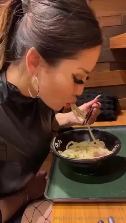 Blow job noodles all in a day s work for vivi 