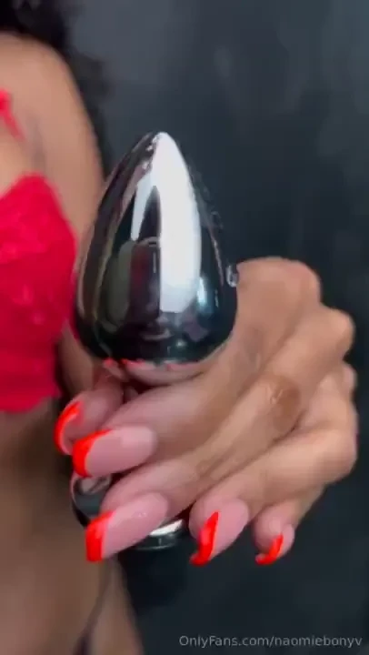 I should wear buttplugs around more often it feels nice but naughty part 4 