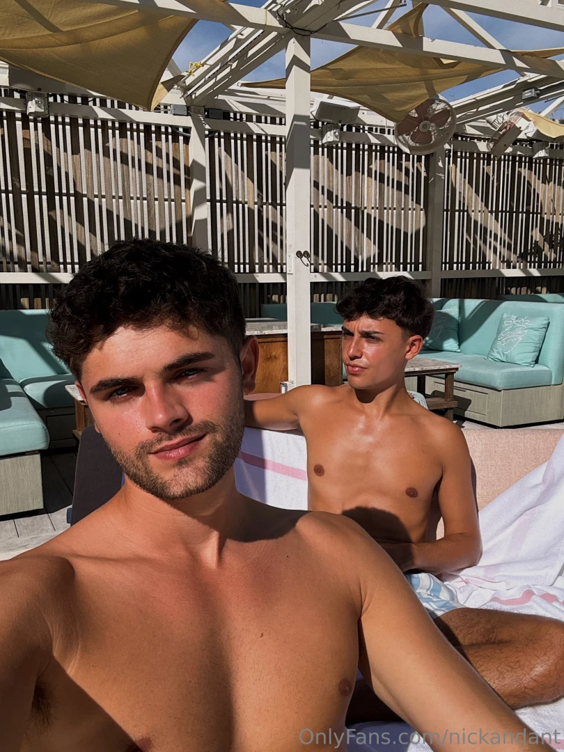 It s been freezing in london lately haha can t believe we were in 