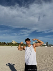 More miami content coming still going through all the pics and videos part 1