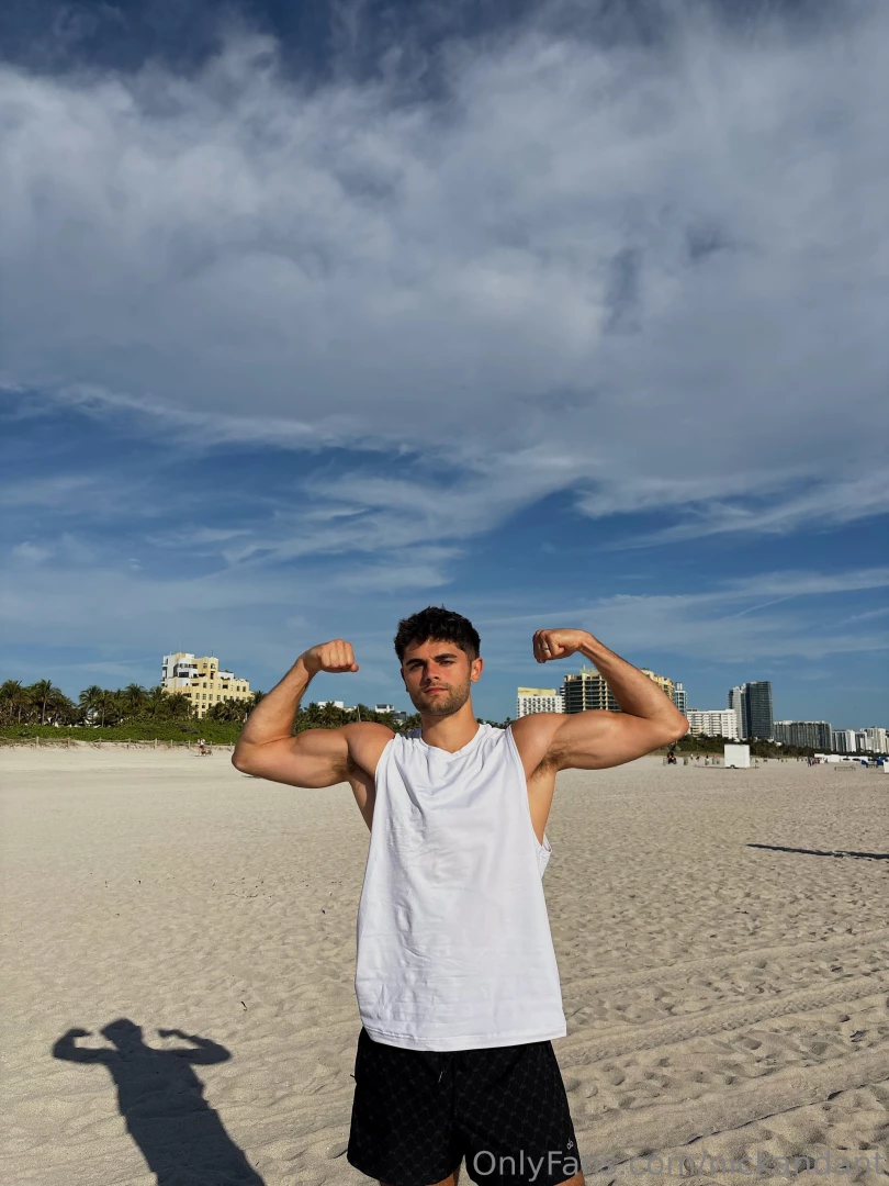 More miami content coming still going through all the pics and videos 