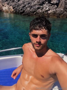 Wanna see what it s like tanning fully nude on a boat posted this on