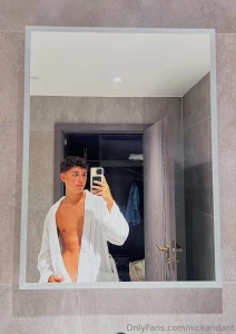 Come take my robe off amp let s head into the bath together