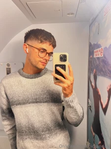 Mile high being naughty in the bathrooms should i pull my cock out