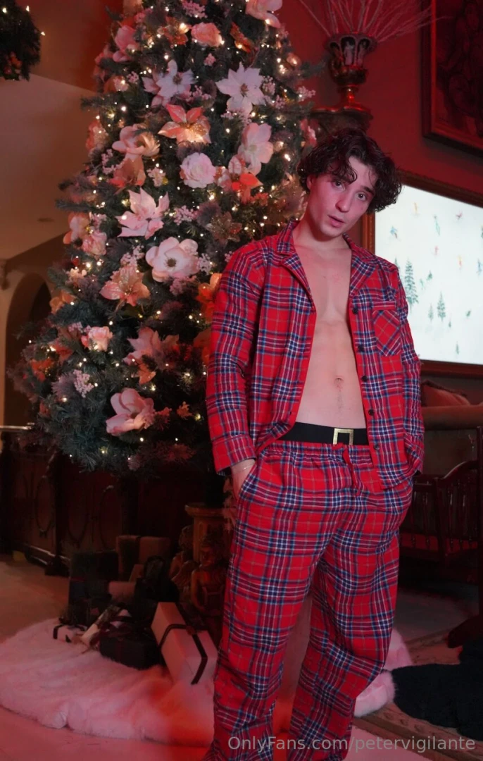 Only a couple days left there s still time to get on my naughty list 