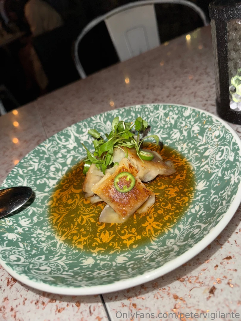 Who s tryna go out on a dinner with me part 1 