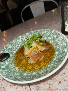 Who s tryna go out on a dinner with me part 1