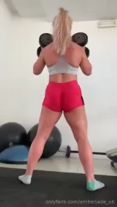 I managed to squeeze in a little booty sesh earlier too gotta keep