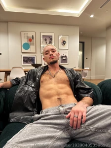 I know you wanna see me naked part 2