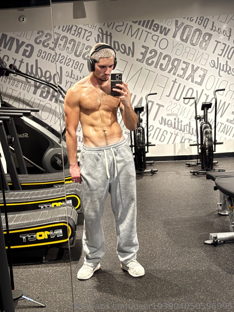 Lick me up after my workout 