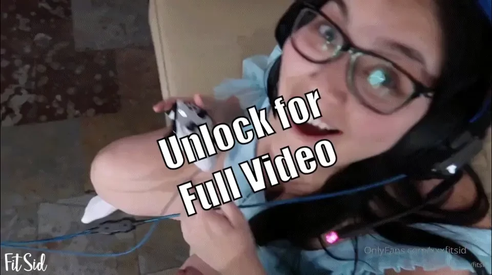 Curvy gamer girl gets fucked by roommate ugh my roommate messed up my 