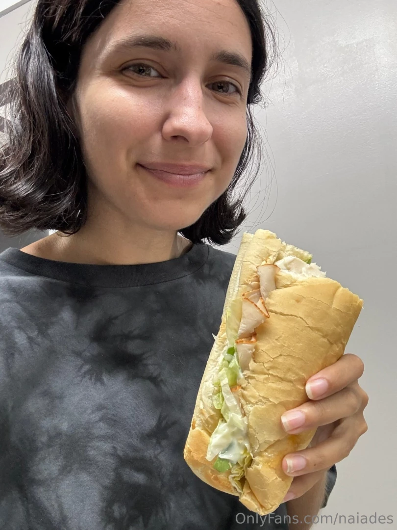 It s onlyfans but it s me just eating things lol jk ok but like have 