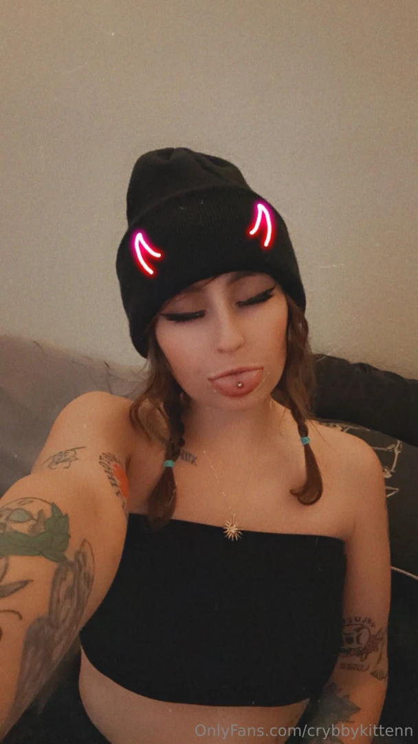 Crybbykittenn1 part 1 