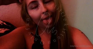 Goodnight my spooky sluts leave me a tip to wake up to and i ll send