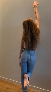 Did i tell you i like to tease you by the way my tummy s as bare as my