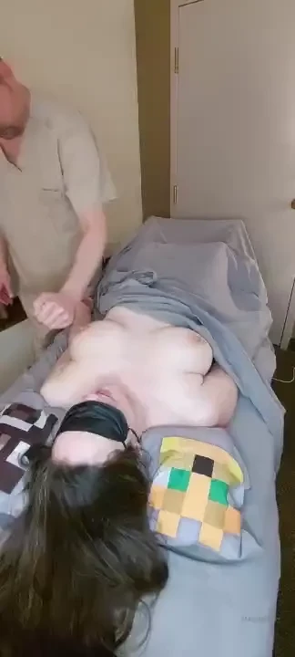 Z clairexoxoxxx arm and leg massage 
