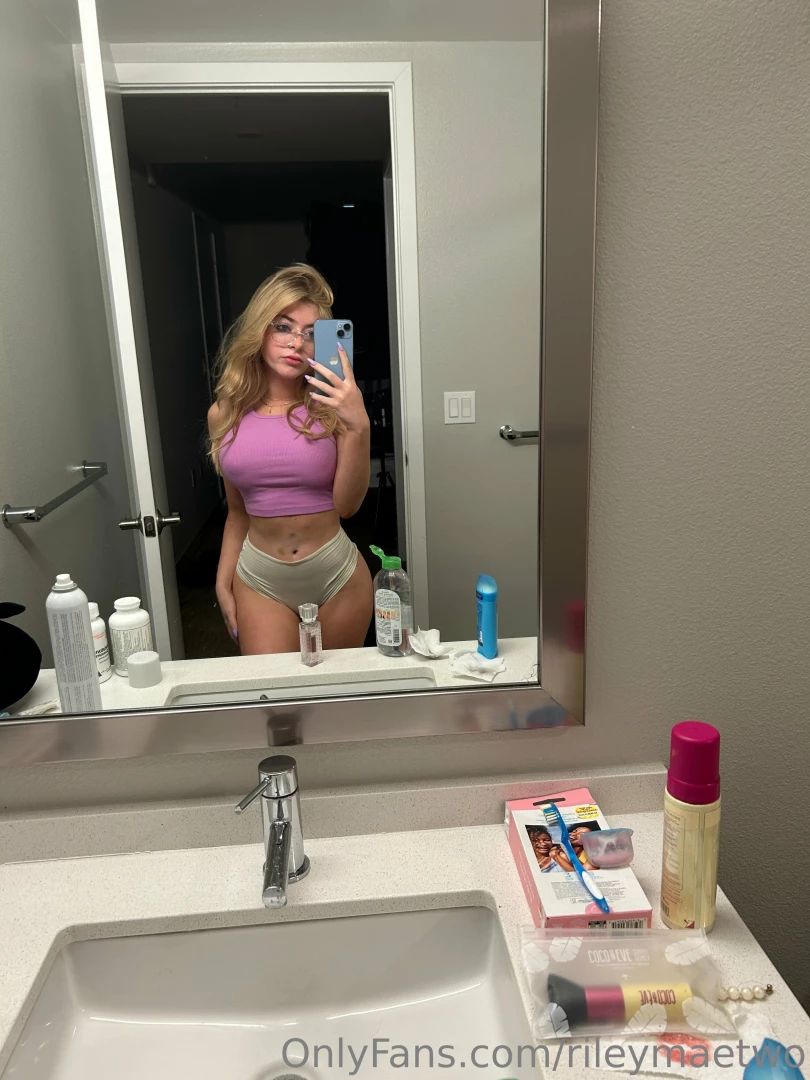 Like for glasses on comment for glasses off 