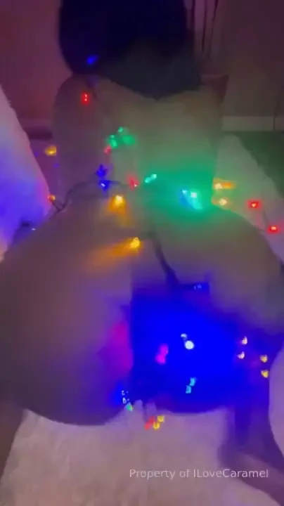 First fan to tip 10 gets 500 in content immediately 