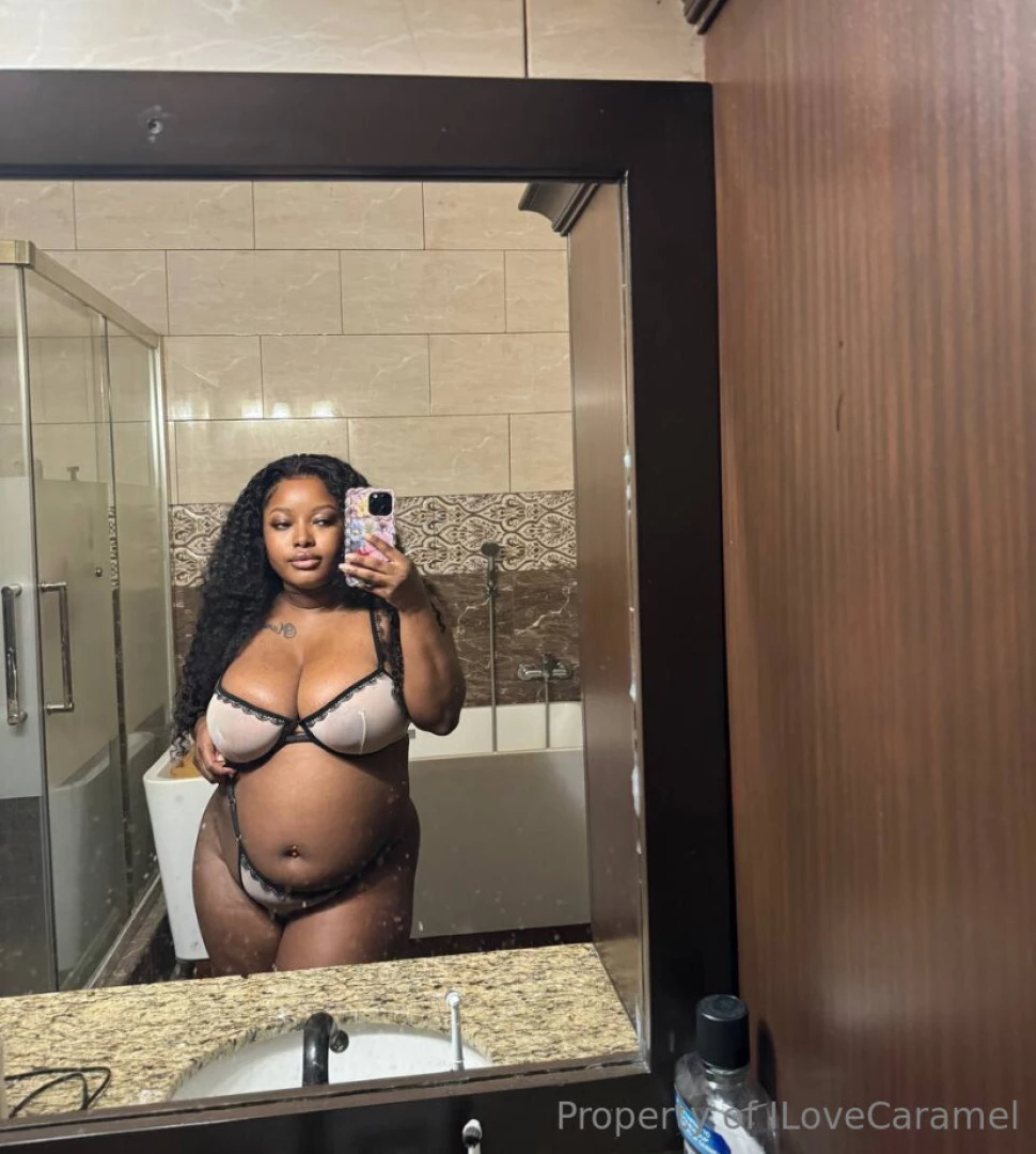 Your favourite chubby slut ilovecaramelvip 