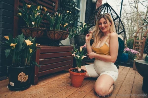 Officially a plant mom to these beauties so excited to watch them