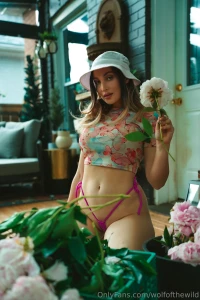 I ve got a super hot little set cuming to your inbox s tonight make