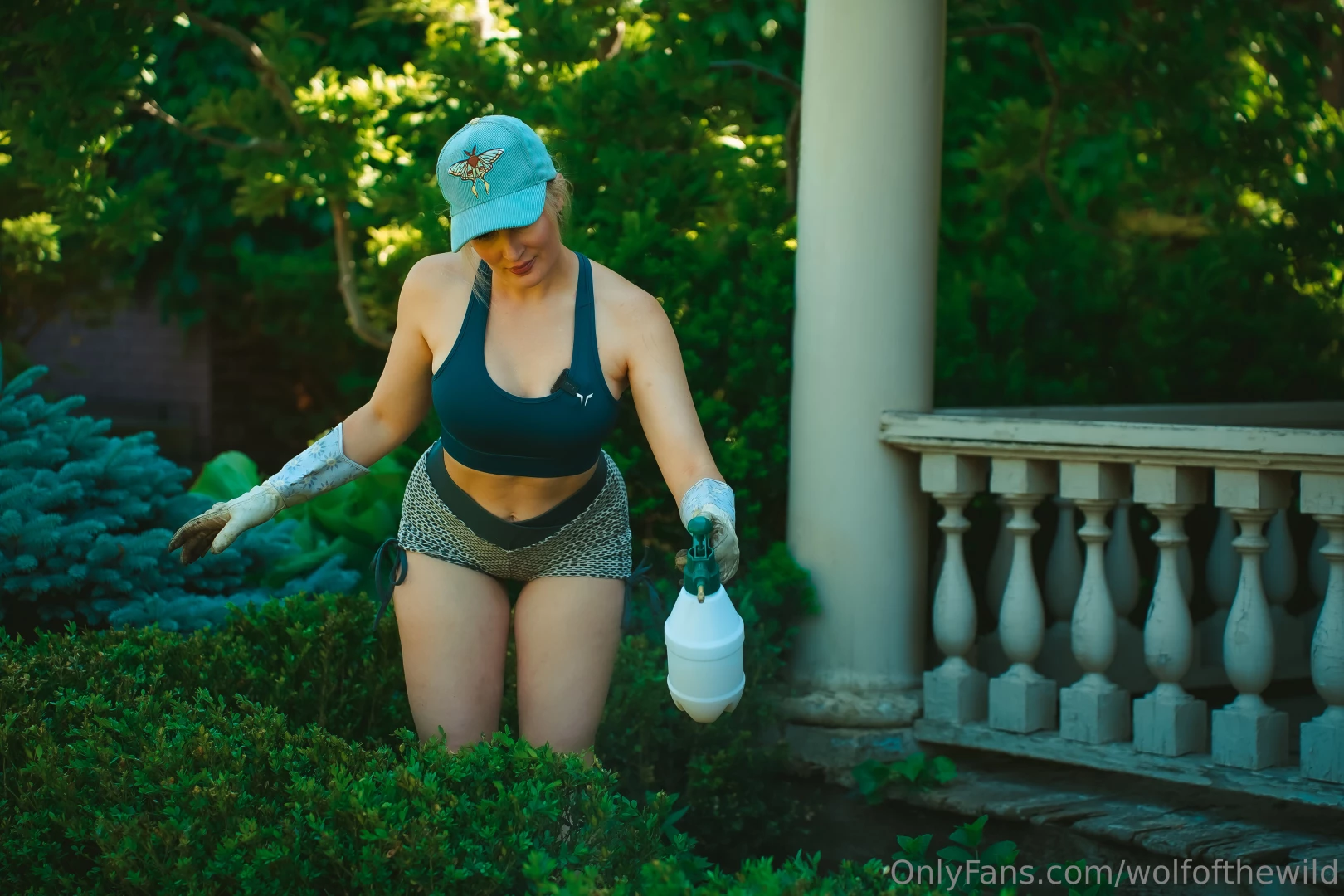 Here for pest control let s show those little buggies who s boss part 1 