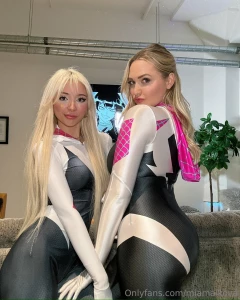 I just had a g g guy threesome with waifumia my newest porn 21 mins