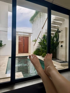 Do you enjoy cloudy weather or my feet