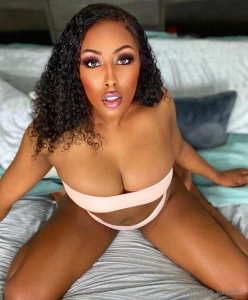 Looking for the right time to unlock now is the right time im giving