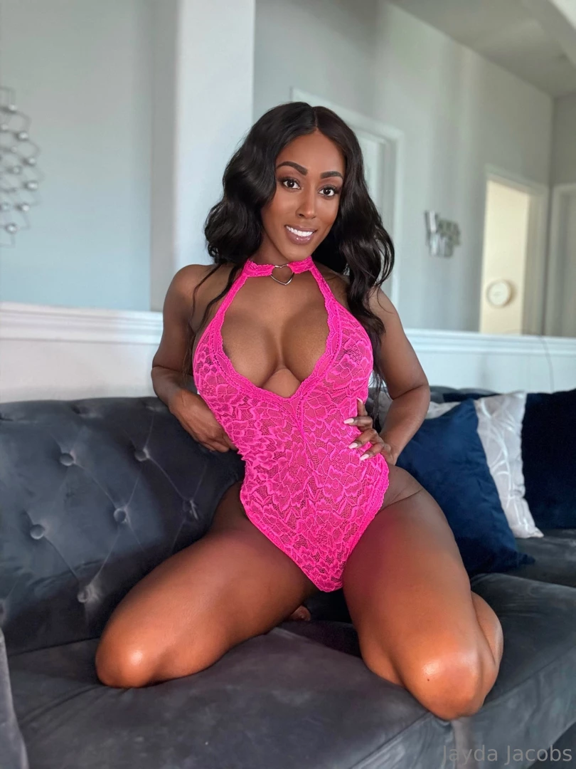 Like this post if you want me to be your valentine 