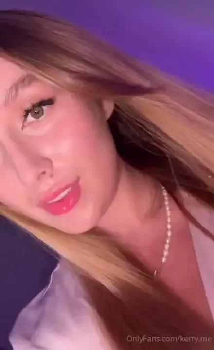 I ll run my soft lips over your body tell me where you want to feel it 