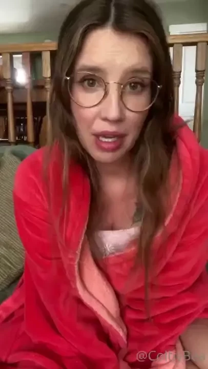 I fucked your bully even though you can t please me or have sex with 