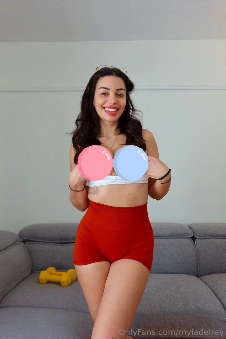 Wanna see a fun magic trick i can make this dildo dissappear includes part 1 