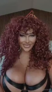 I am your girlfriend yeah rideharley rideharley rideharley