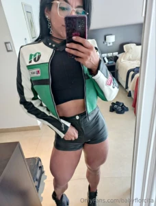 Hi love my account is free it runs through every muscle in my body we part 17