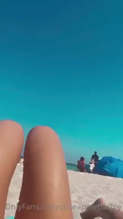 Can i show you my tan lines tonight on live 9 30 est 